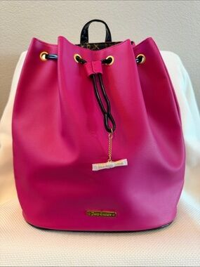NWOT Juicy Couture Pink Drawstring Backpack Gold Tone Hardware Faux Leather